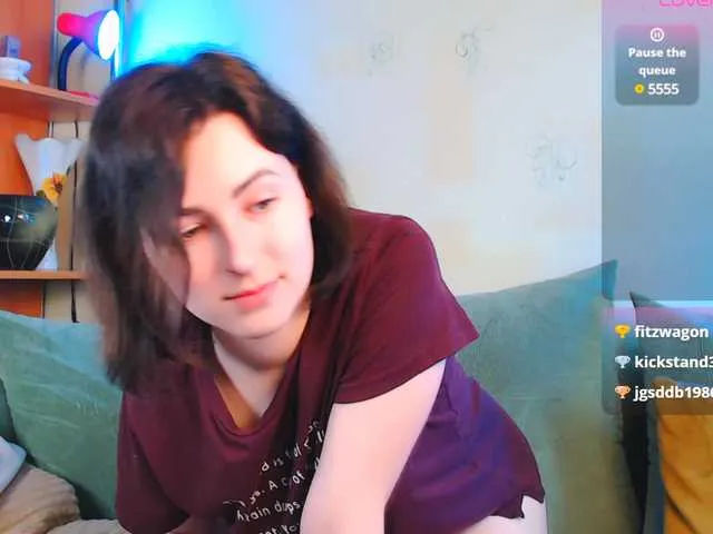 Live sex webcam photo for Caroline1995 #291278754