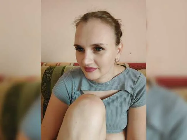 Live sex webcam photo for Caroline69 #291740334