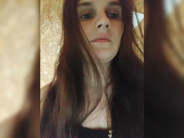 Live sex webcam photo for Caroline69 #291818799