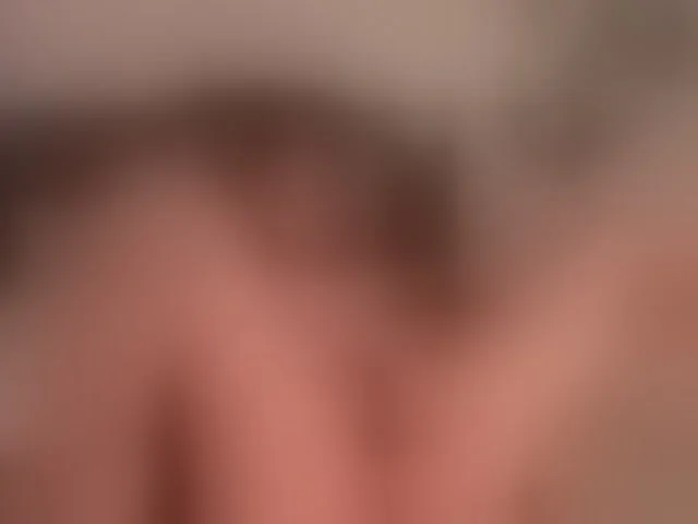 Live sex webcam photo for CarolineGrace #292509807