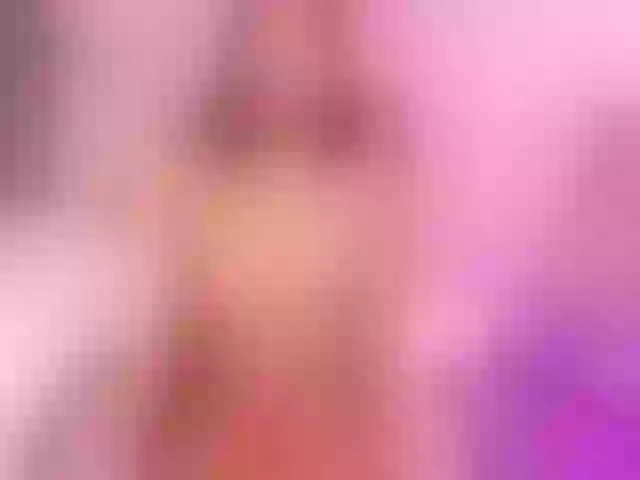 Live sex webcam photo for CarolineJensen18 #276873813
