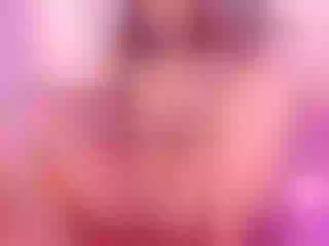 Live sex webcam photo for CarolineJensen18 #277067107