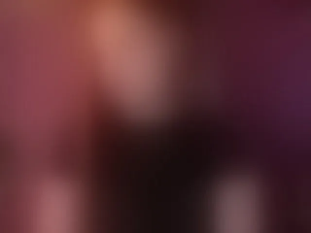 Live sex webcam photo for CarolineLovers #293884282