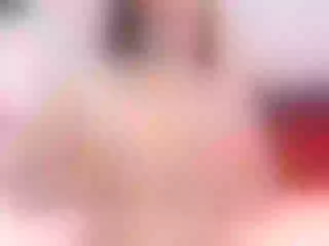 Live sex webcam photo for CarolineTorre #271764659
