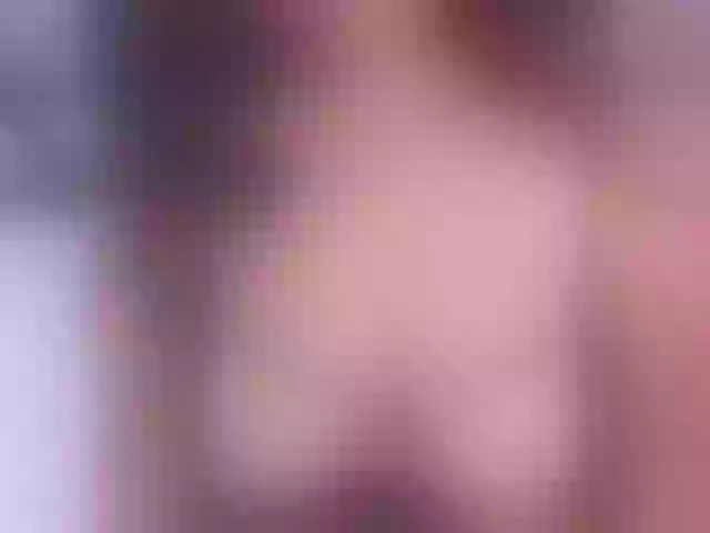 Live sex webcam photo for CarolineTorre #271997013