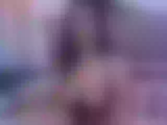 Live sex webcam photo for CarolineTorre #272099887