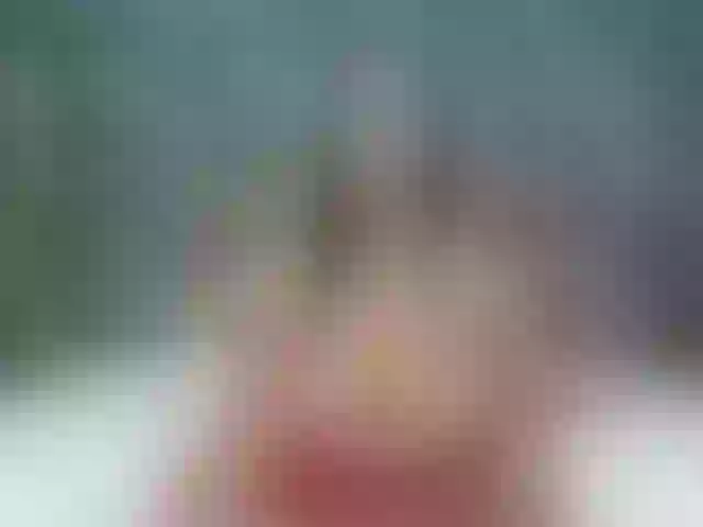 Live sex webcam photo for CarolineTorre #272361675