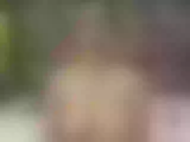 Live sex webcam photo for CarolineTorre #272638547