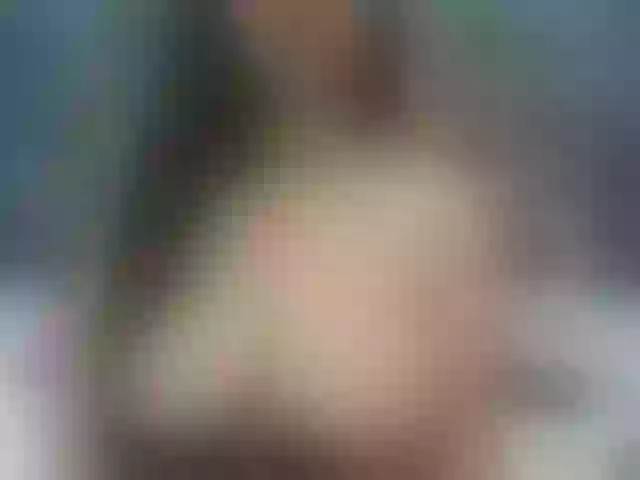 Live sex webcam photo for CarolineTorre #272847058