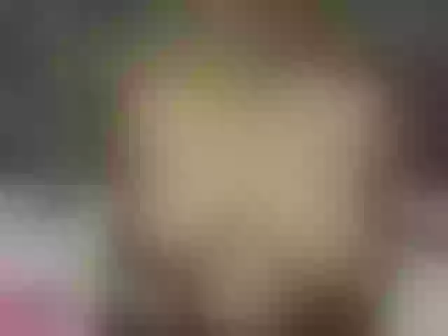 Live sex webcam photo for CarolineTorre #273123236