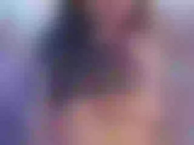Live sex webcam photo for CarolineWhite-Royal #275504519