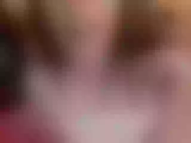 Live sex webcam photo for CarolineWhite-Royal #275622917