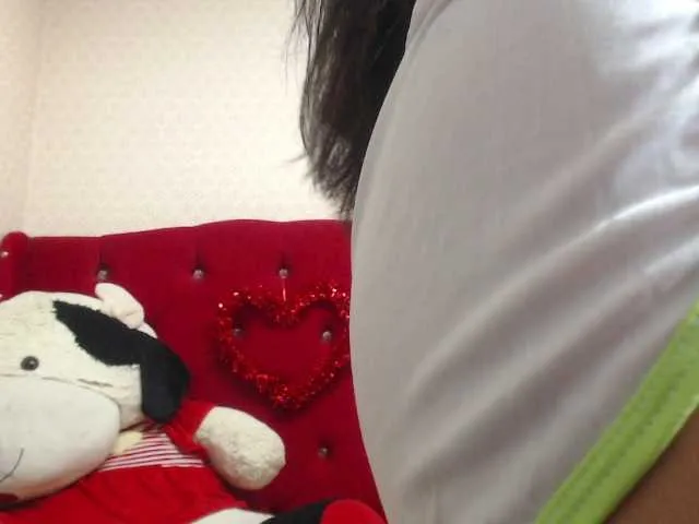 Live sex webcam photo for Carolineburnx #278244619