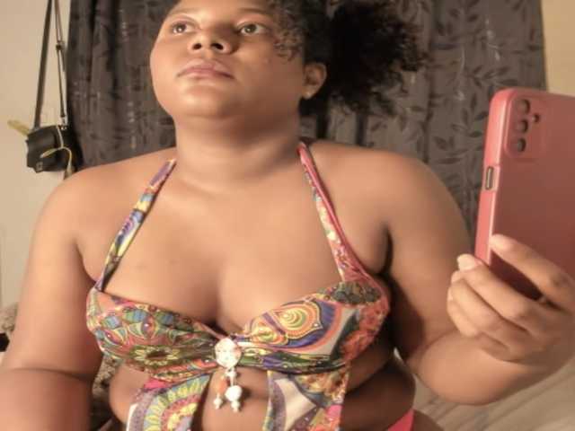 Live sex webcam photo for CarolinnaGomez #291815029