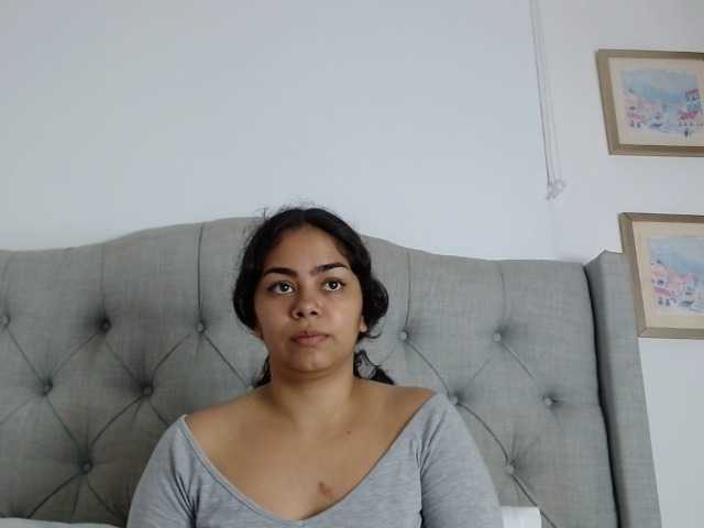 Live sex webcam photo for Caroll22 #276123842