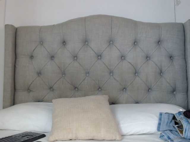 Live sex webcam photo for Caroll22 #276318666