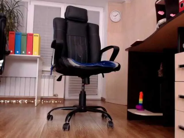 Live sex webcam photo for Carrie1337 #291550663