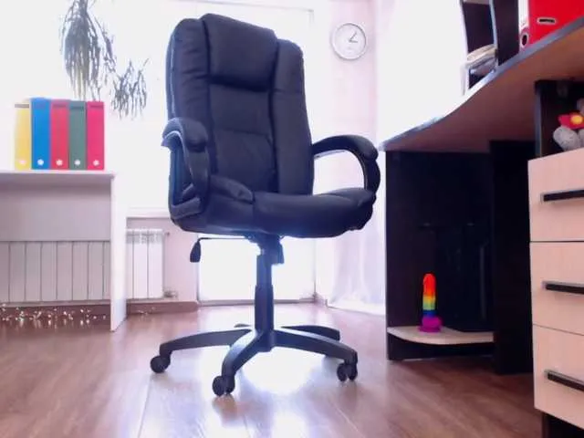 Live sex webcam photo for Carrie1337 #292162767