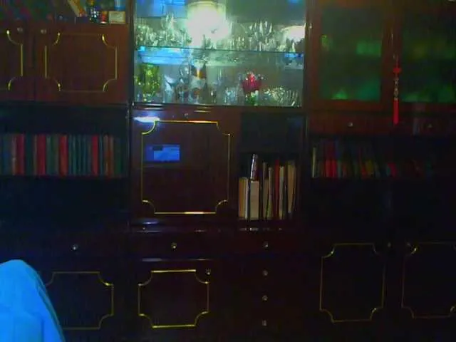 Live sex webcam photo for CarrieQueen #273800799