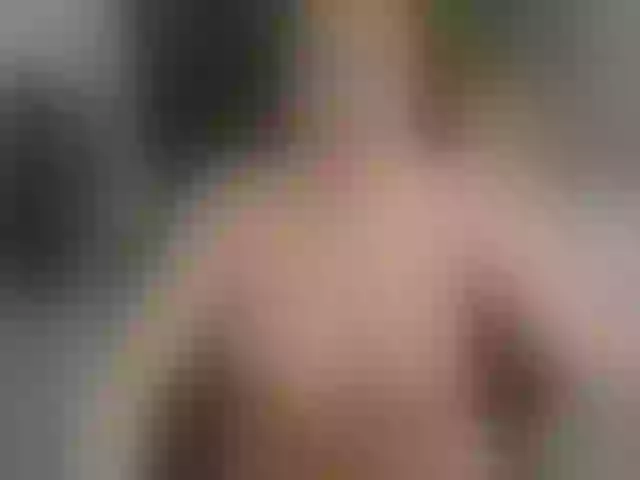 Live sex webcam photo for CarrieSquirt #290882863