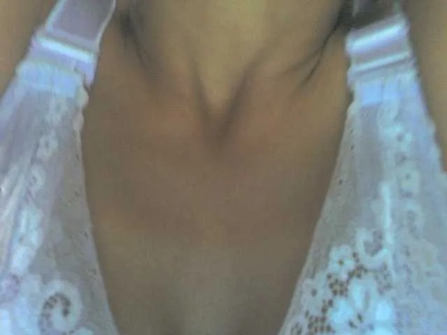 Live sex webcam photo for Carrollina #276780477