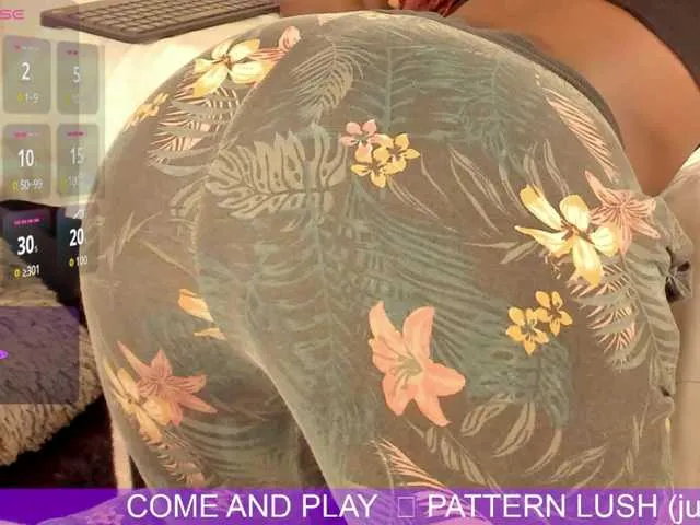 Live sex webcam photo for Caryn-Logan #292294792