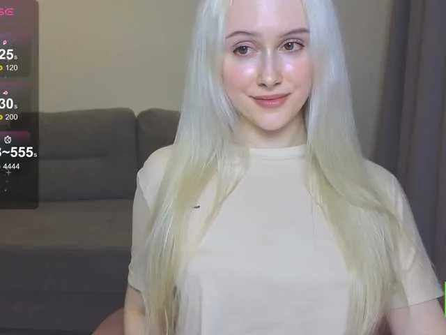 Live sex webcam photo for CaseyLaBow #290353719