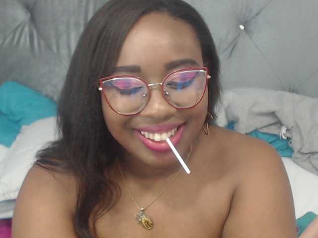 Live sex webcam photo for CaseyMoons #272646741