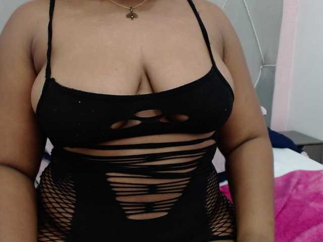 Live sex webcam photo for CaseyMoons #273517051