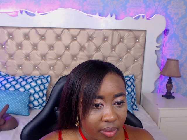 Live sex webcam photo for CaseyMoons #275559848