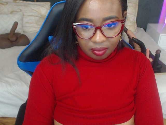 Live sex webcam photo for CaseyMoons #275829183