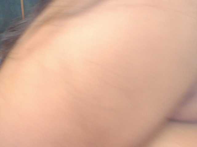 Live sex webcam photo for CaseyMoons #276328329