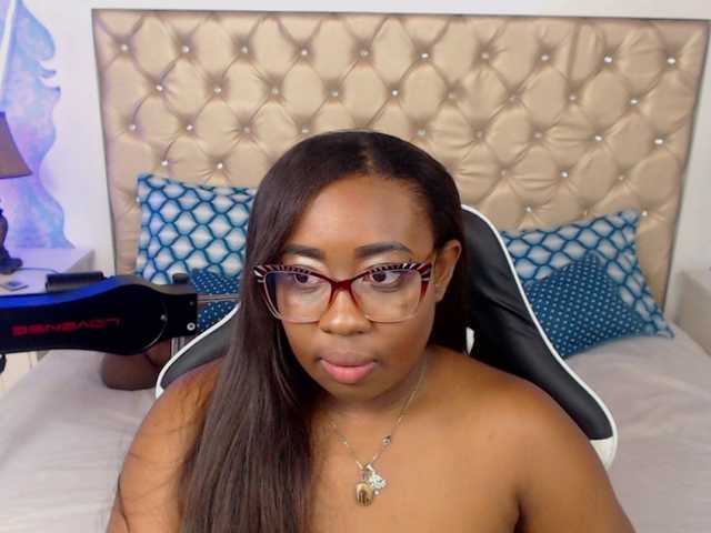 Live sex webcam photo for CaseyMoons #276391020