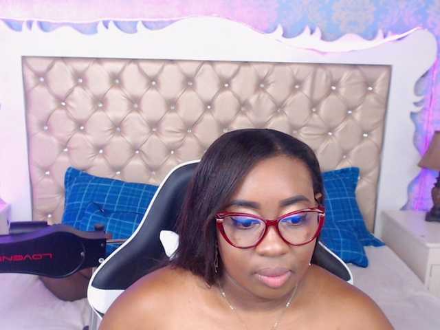 Live sex webcam photo for CaseyMoons #276424498