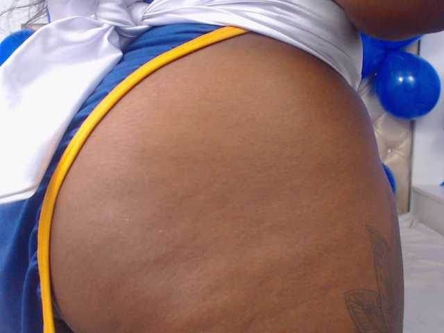 Live sex webcam photo for CaseyMoons #276930158