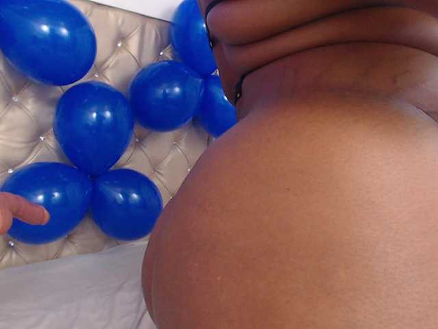 Live sex webcam photo for CaseyMoons #276936730