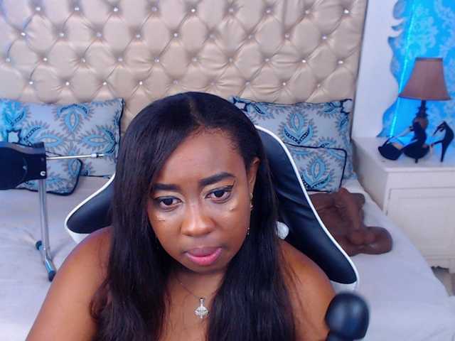 Live sex webcam photo for CaseyMoons #277222496