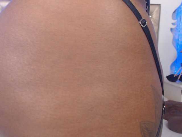 Live sex webcam photo for CaseyMoons #277305564