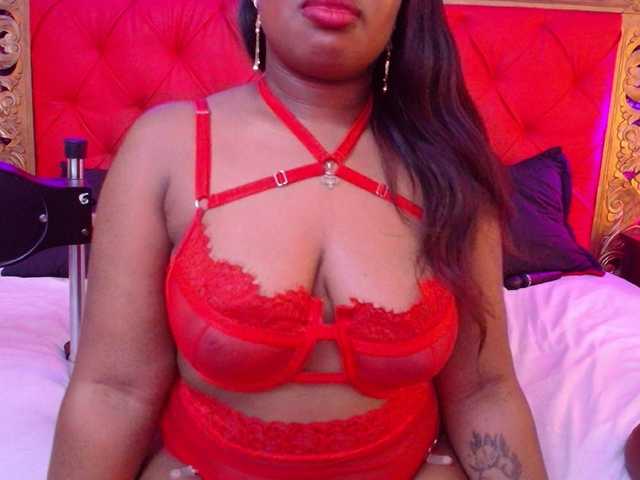 Live sex webcam photo for CaseyMoons #278033449