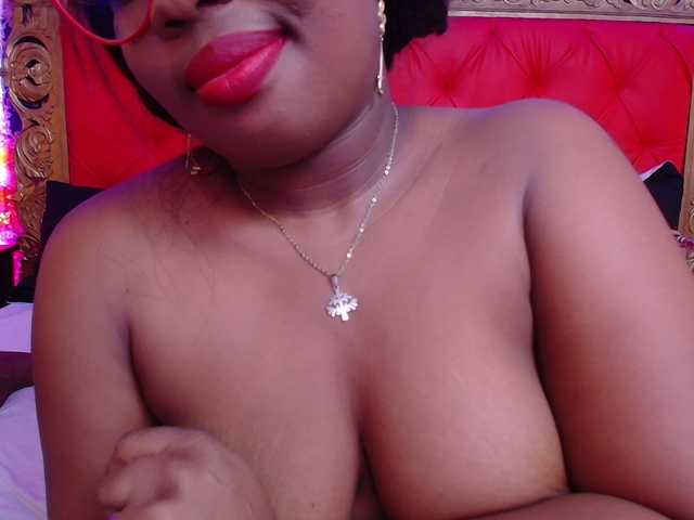 Live sex webcam photo for CaseyMoons #278216006