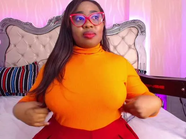 Live sex webcam photo for CaseyMoons #284347816