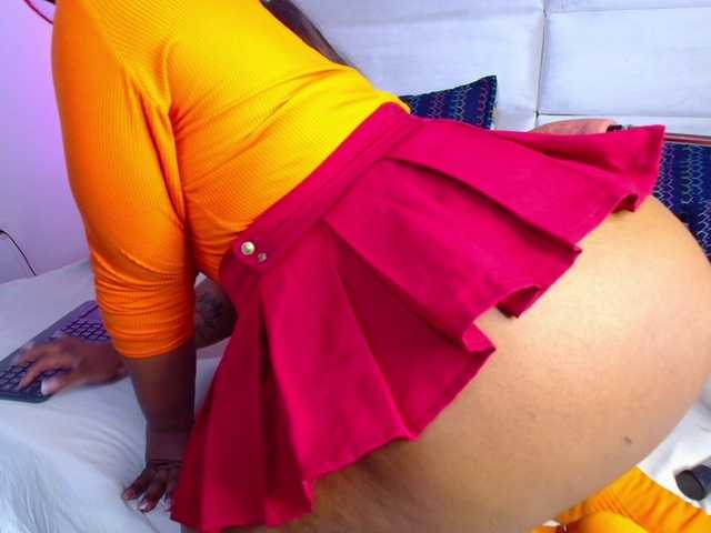 Live sex webcam photo for CaseyMoons #290330770