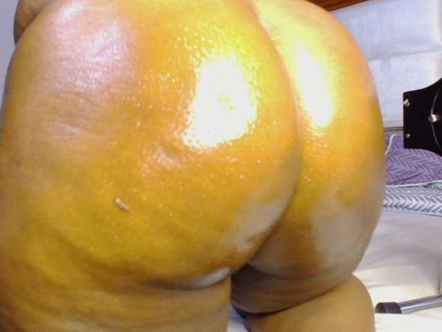 Live sex webcam photo for CaseyMoons #290807906