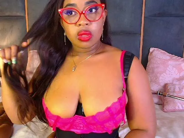 Live sex webcam photo for CaseyMoons #292195017