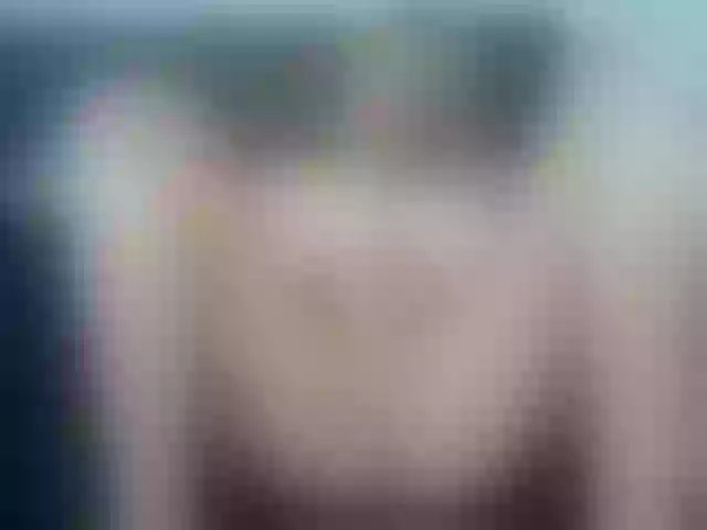 Live sex webcam photo for Caseyblueof #273390599