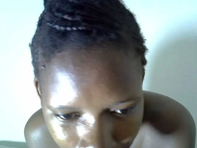 Live sex webcam photo for Cashy97 #280491263