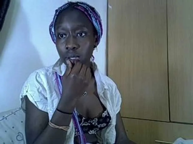 Live sex webcam photo for Cashy97 #288567189