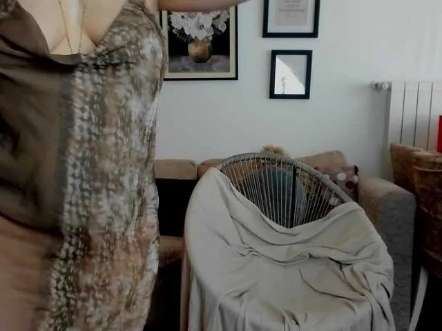 Live sex webcam photo for CassidyJoy #292822002
