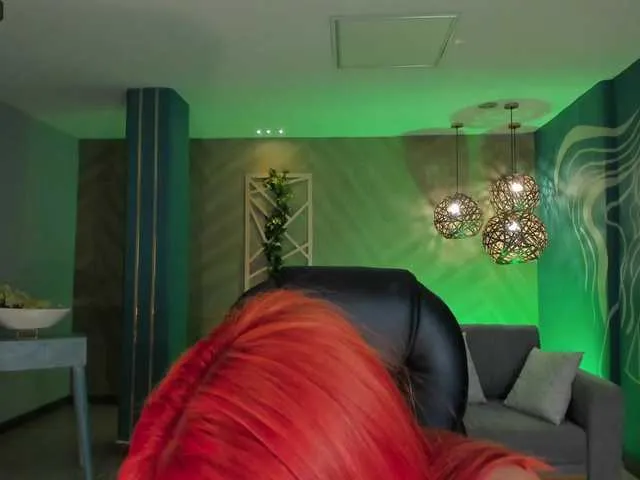 Live sex webcam photo for CassieAllen #275445453