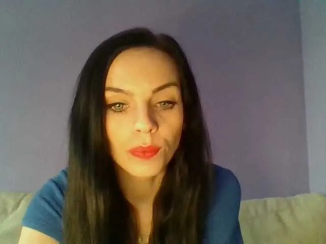 Live sex webcam photo for CassieDoll #291311658